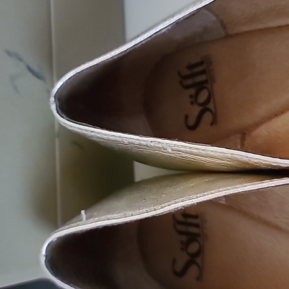 Flats - Picture 4 of 5